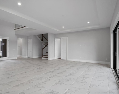 16708 Bolsena Drive - Photo Thumbnail 5