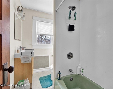 1026 Fairfield Street - Photo Thumbnail 16