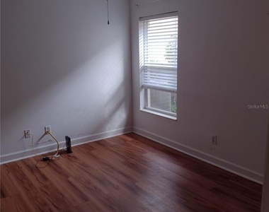 2006 Bayside Avenue - Photo Thumbnail 13
