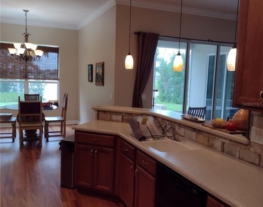 2006 Bayside Avenue - Photo Thumbnail 7