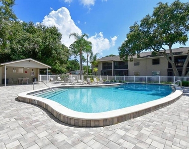5647 Summer Side Lane - Photo Thumbnail 22