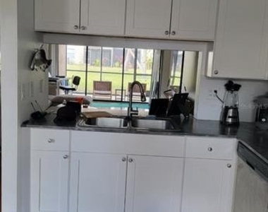 5647 Summer Side Lane - Photo Thumbnail 18