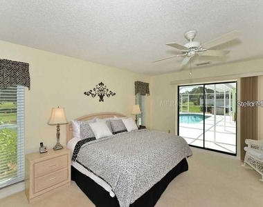 4841 Palm Aire Drive - Photo Thumbnail 10