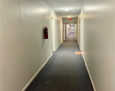 1428 North Avenue - Photo Thumbnail 2