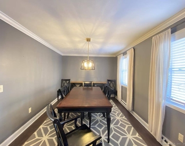10 Fleetwood Drive - Photo Thumbnail 6
