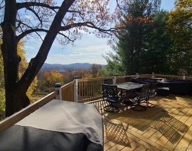 10 Fleetwood Drive - Photo Thumbnail 23