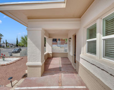 2723 Grant Avenue - Photo Thumbnail 2