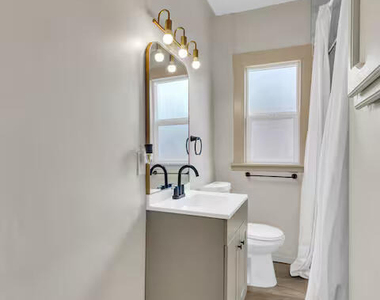 2723 Grant Avenue - Photo Thumbnail 13