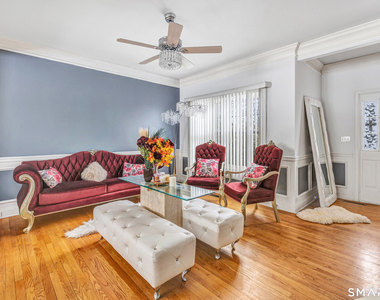 240 Highland Avenue - Photo Thumbnail 6