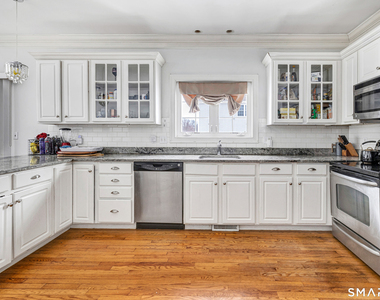 240 Highland Avenue - Photo Thumbnail 21