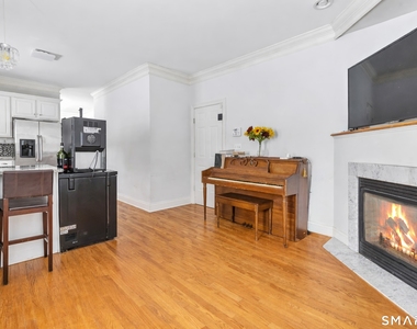 240 Highland Avenue - Photo Thumbnail 22