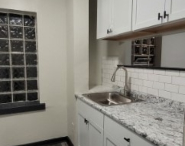 1958 Perrysville Ave - Photo Thumbnail 2