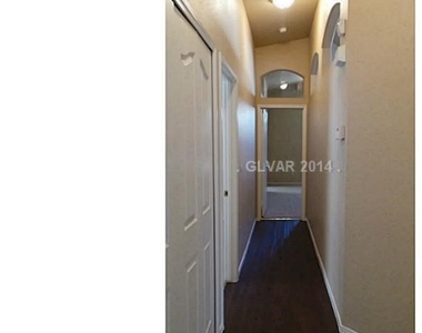 10534 Penns Creek Court - Photo Thumbnail 5