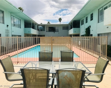 1700 Rexford Drive - Photo Thumbnail 3