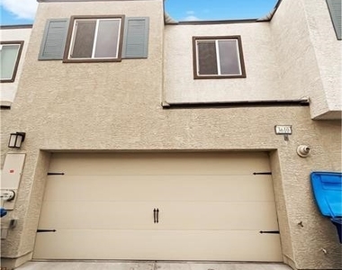 3610 Tripoli Cove Avenue - Photo Thumbnail 9