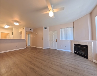 7189 S Durango Drive - Photo Thumbnail 2