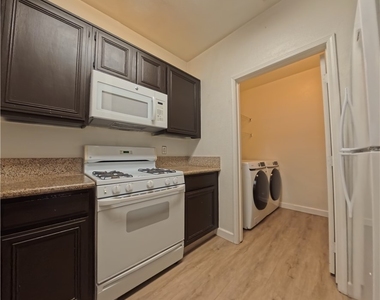 7189 S Durango Drive - Photo Thumbnail 6