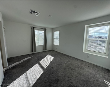 1132 Heliodor Avenue - Photo Thumbnail 13