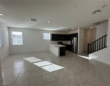 1132 Heliodor Avenue - Photo Thumbnail 3