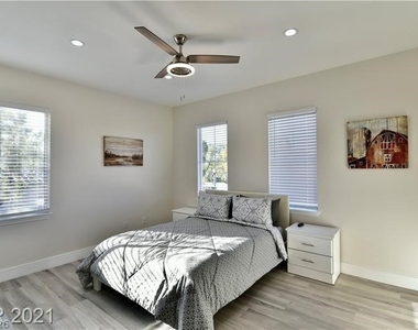 385 Glenridding Street - Photo Thumbnail 20