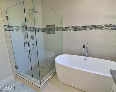 385 Glenridding Street - Photo Thumbnail 25