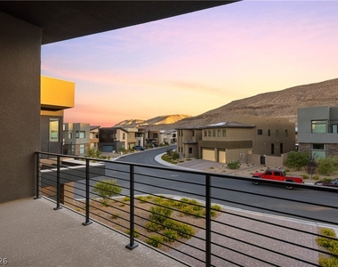 5394 Succulent Rose Drive - Photo Thumbnail 39