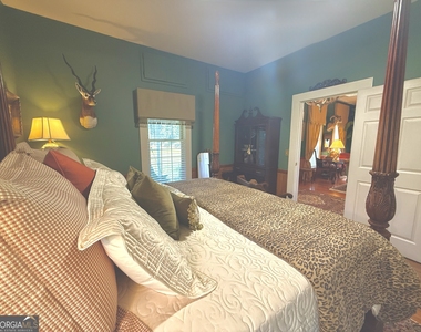 1663 Thompson Lane - Photo Thumbnail 18