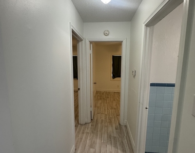 324 N Main Street - Photo Thumbnail 5