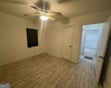 324 N Main Street - Photo Thumbnail 6