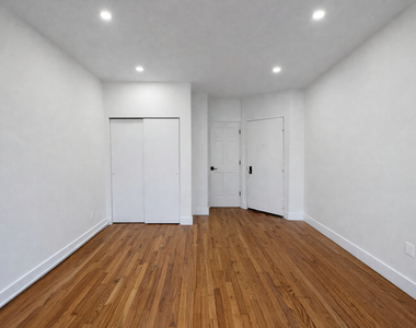 771 4th Avenue - Photo Thumbnail 3