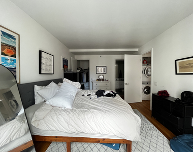 462 Keap Street - Photo Thumbnail 7