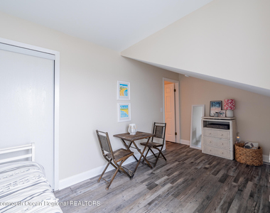 1713 Boulevard - Photo Thumbnail 13