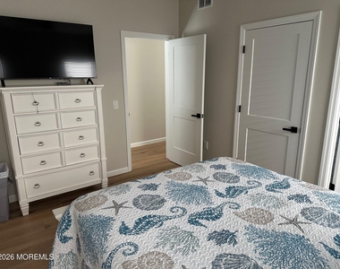 102 New Jersey Avenue - Photo Thumbnail 9