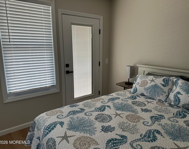 102 New Jersey Avenue - Photo Thumbnail 15