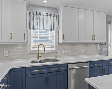 45 Fielder Avenue - Photo Thumbnail 9