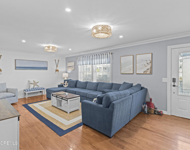 45 Fielder Avenue - Photo Thumbnail 3