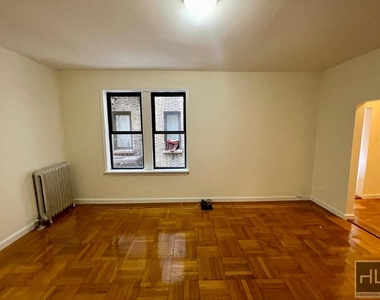 West 171st Street - Photo Thumbnail 9