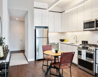 West 36 Street - Photo Thumbnail 1