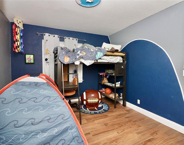 6602 Geneva Street - Photo Thumbnail 13