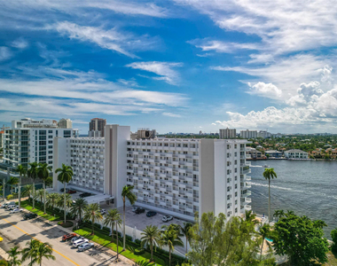 511 Bayshore Drive - Photo Thumbnail 39