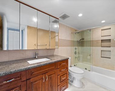 511 Bayshore Drive - Photo Thumbnail 20