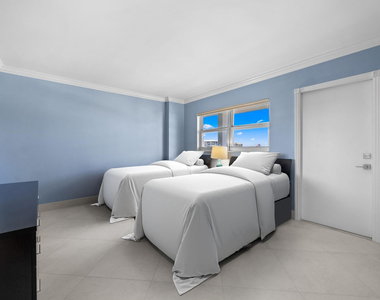 511 Bayshore Drive - Photo Thumbnail 17