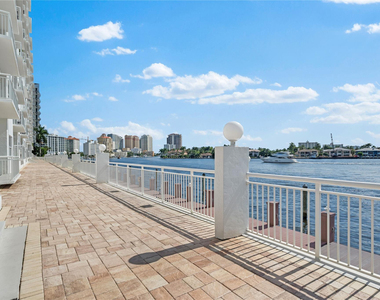 511 Bayshore Drive - Photo Thumbnail 37