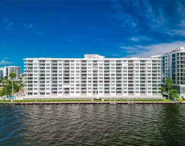 511 Bayshore Drive - Photo Thumbnail 25