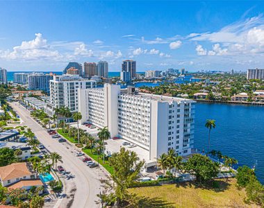 511 Bayshore Drive - Photo Thumbnail 52