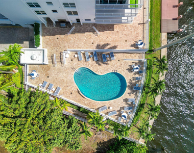 511 Bayshore Drive - Photo Thumbnail 44