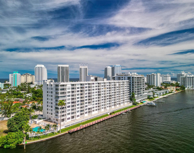 511 Bayshore Drive - Photo Thumbnail 40