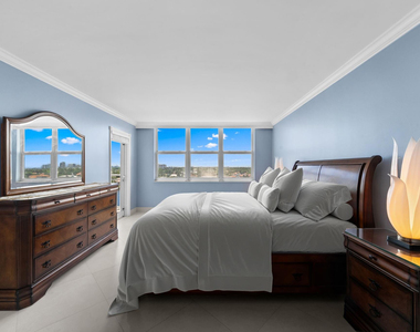 511 Bayshore Drive - Photo Thumbnail 12