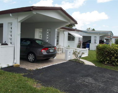 5039 Nw 42 Street - Photo Thumbnail 2