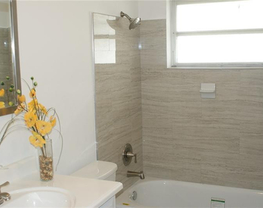 5039 Nw 42 Street - Photo Thumbnail 23